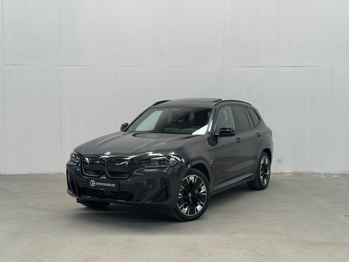 BMW iX3 Charged Plus M-Sport