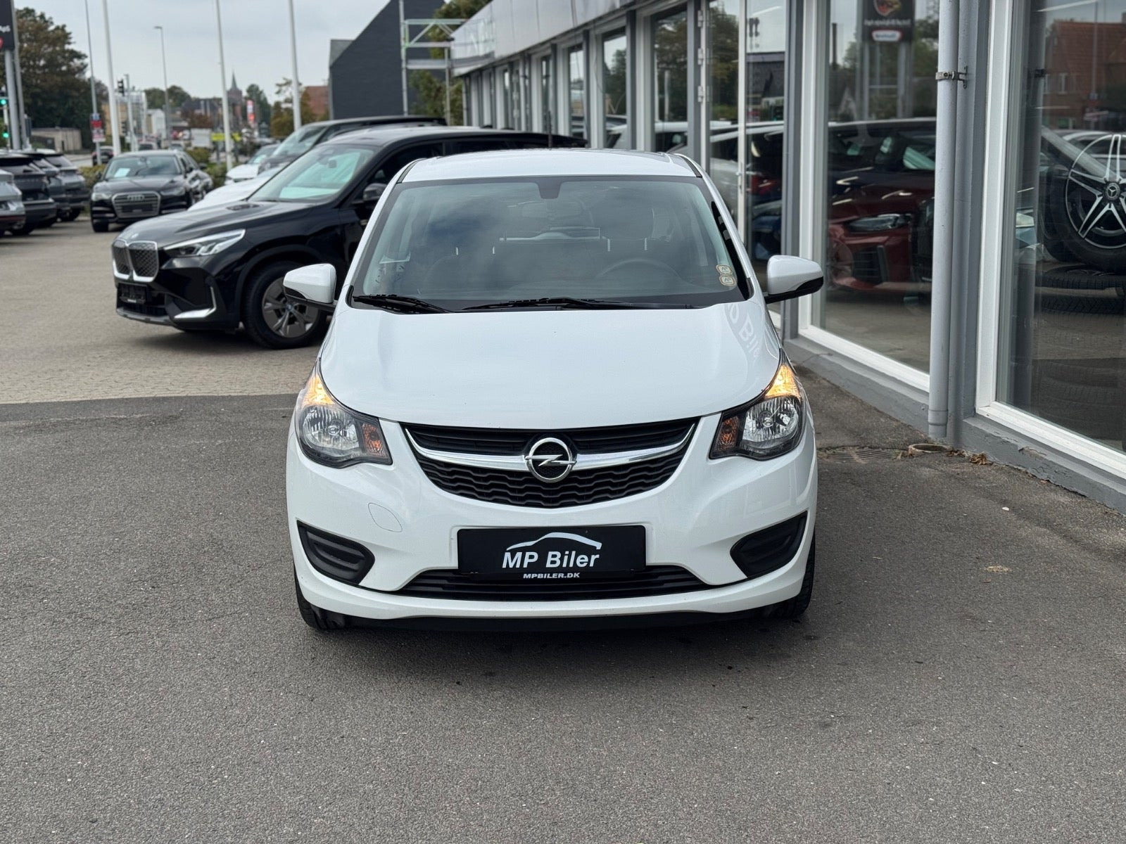 Hvid Opel Karl fra 2017