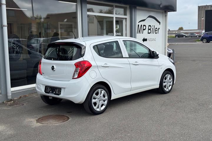 Hvid Opel Karl fra 2017