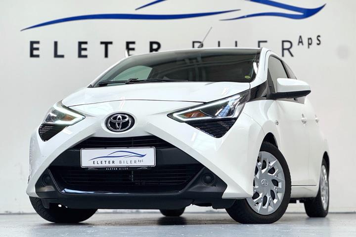 Hvid Toyota Aygo fra 2019