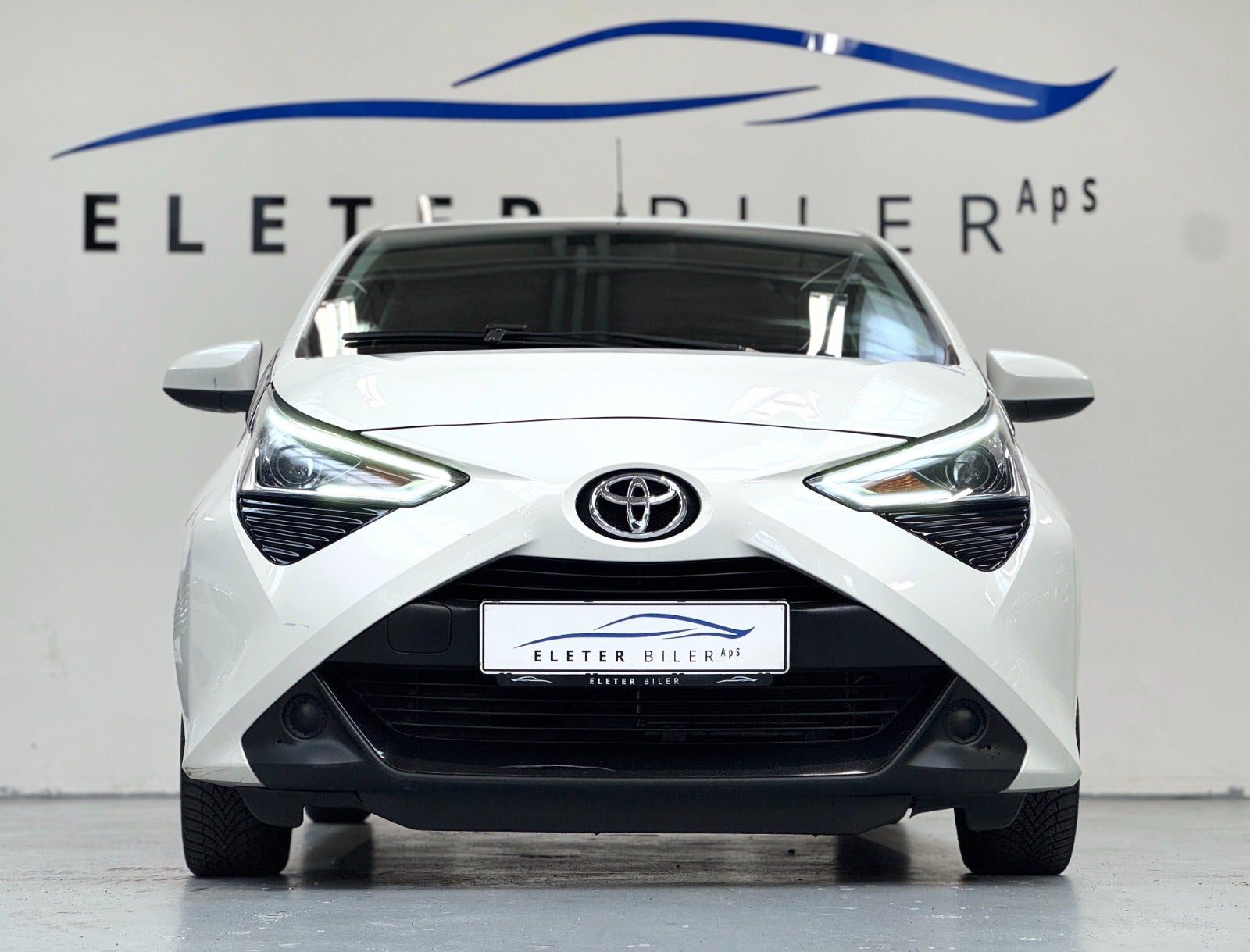 Hvid Toyota Aygo fra 2019