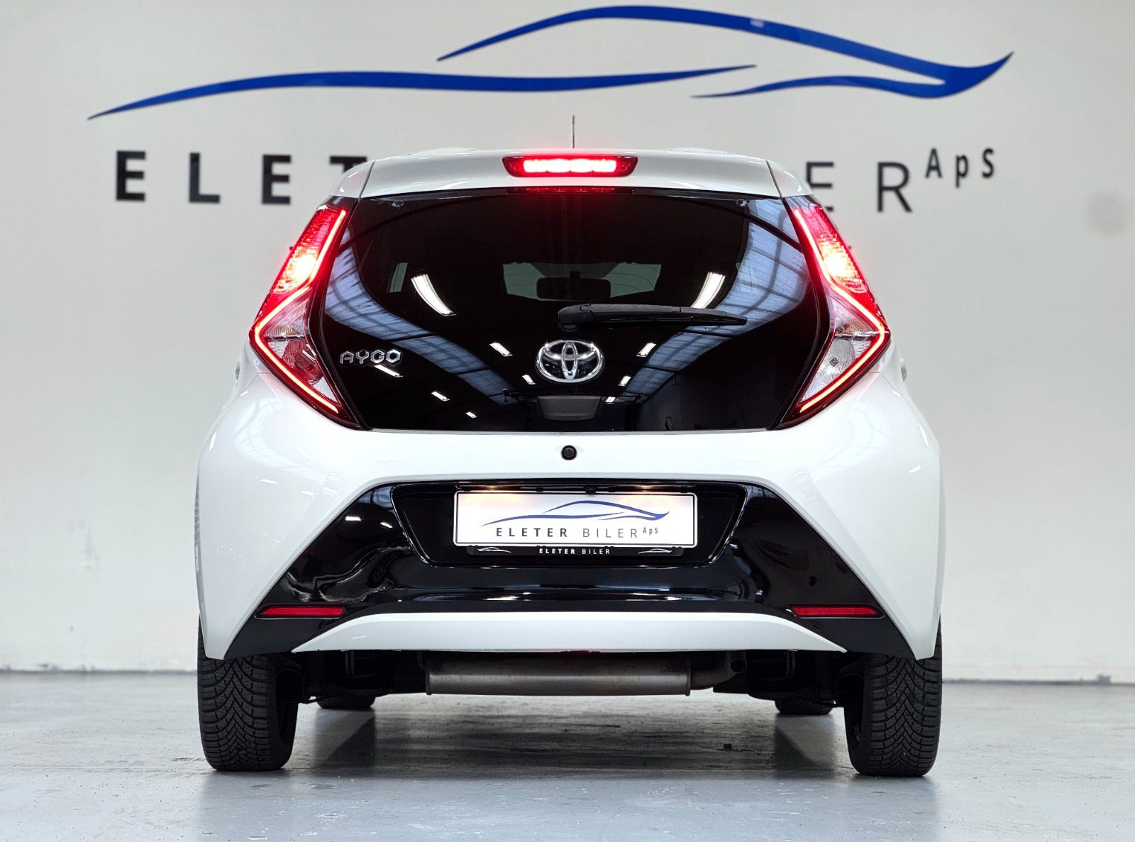 Hvid Toyota Aygo fra 2019
