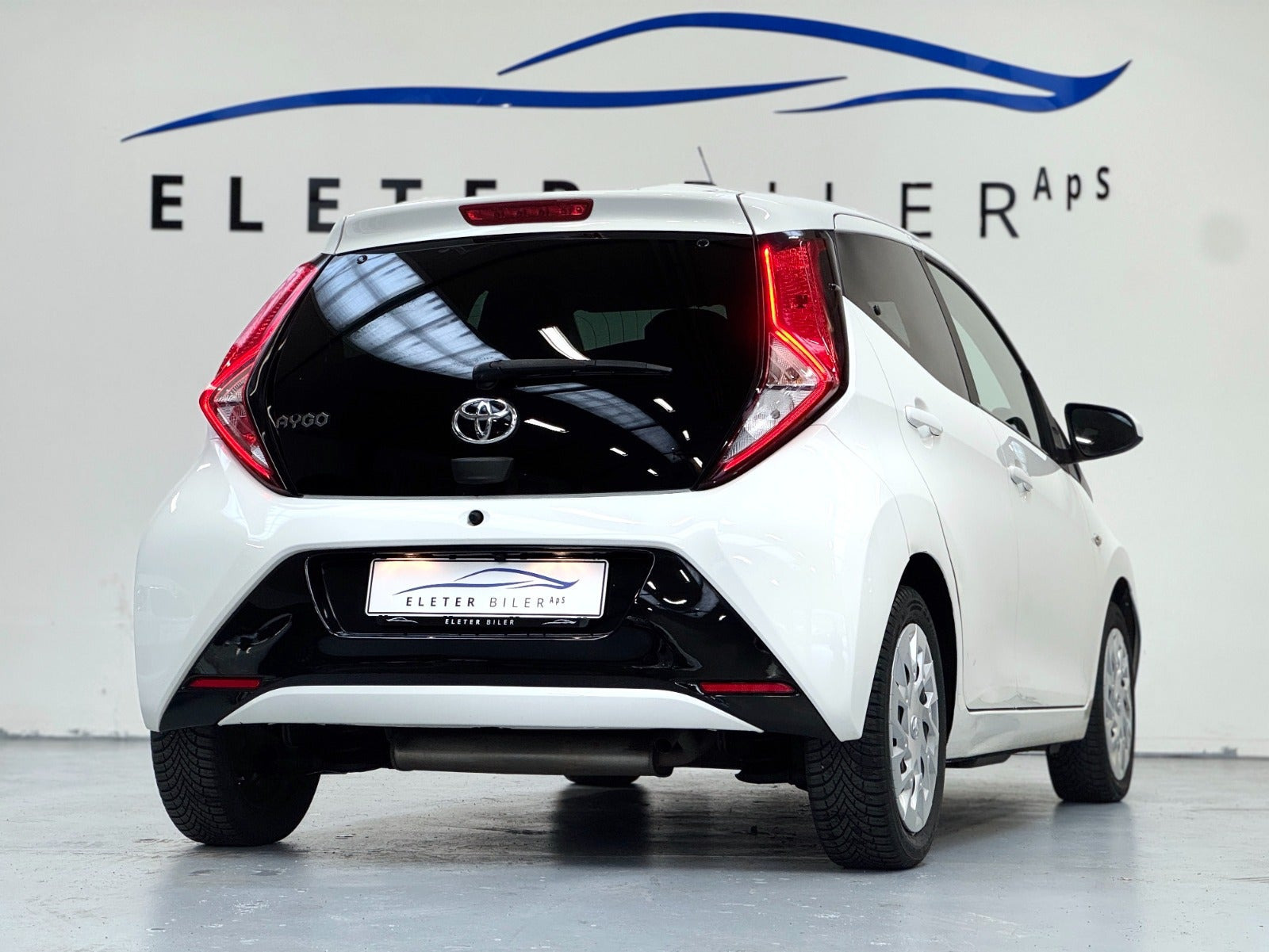 Hvid Toyota Aygo fra 2019
