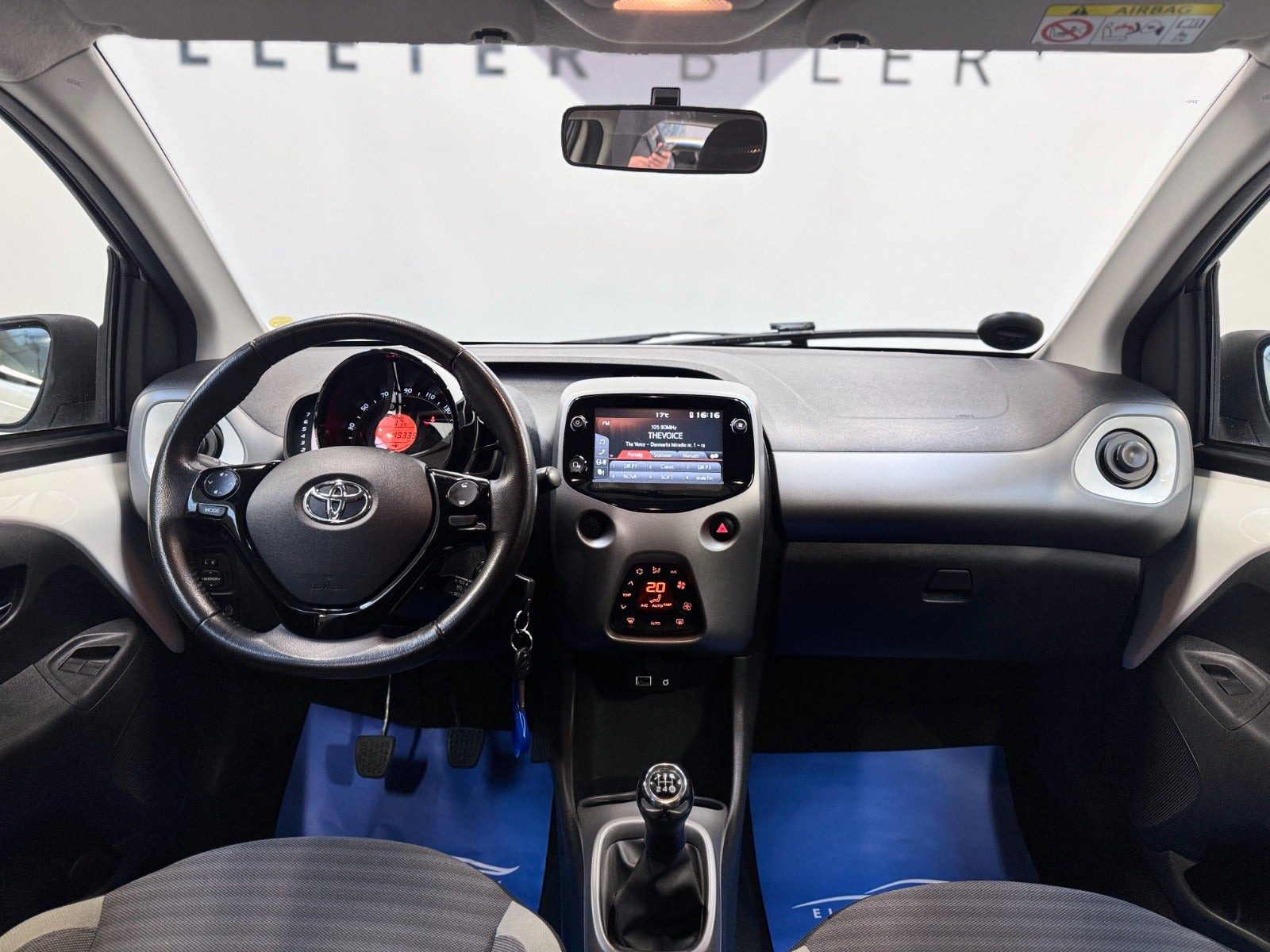 Hvid Toyota Aygo fra 2019