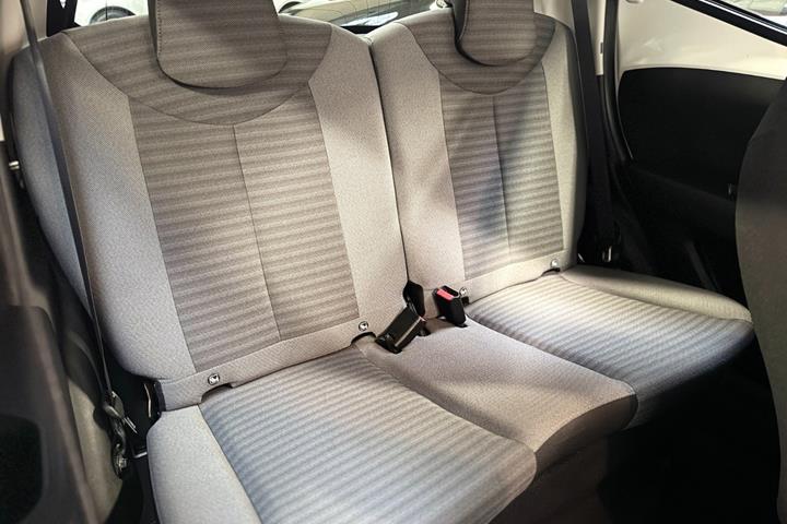 Hvid Toyota Aygo fra 2019