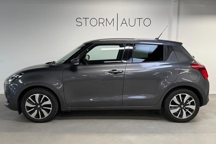 Grå Suzuki Swift fra 2017