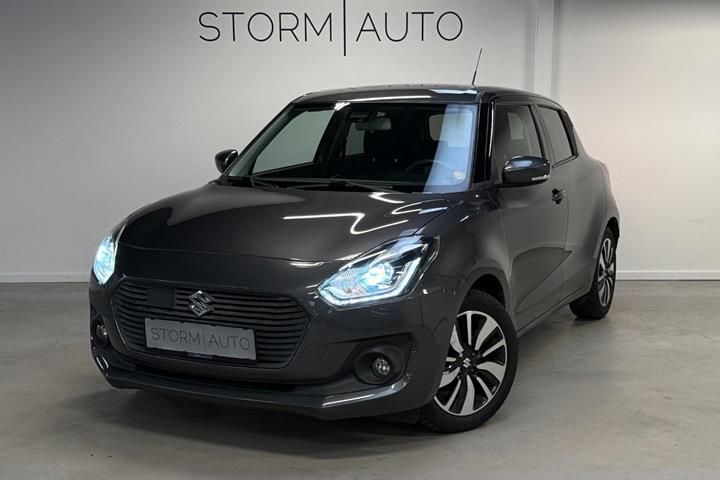 Grå Suzuki Swift fra 2017