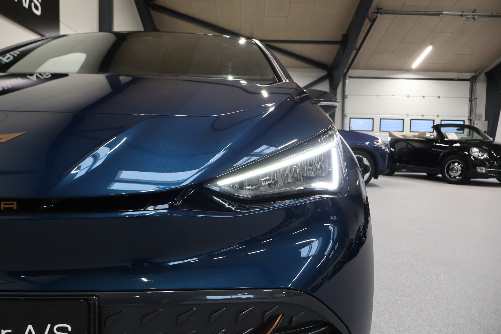 Blå Cupra Born fra 2023