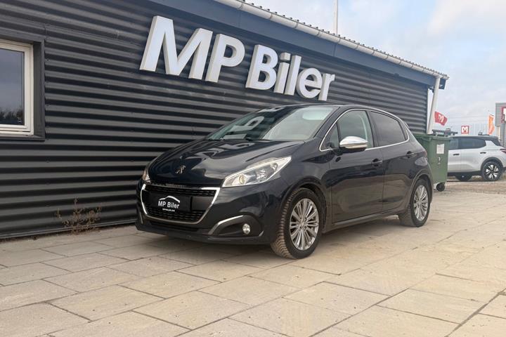 Grå Peugeot 208 fra 2016