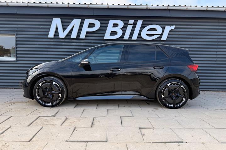 Sort Cupra Born fra 2025