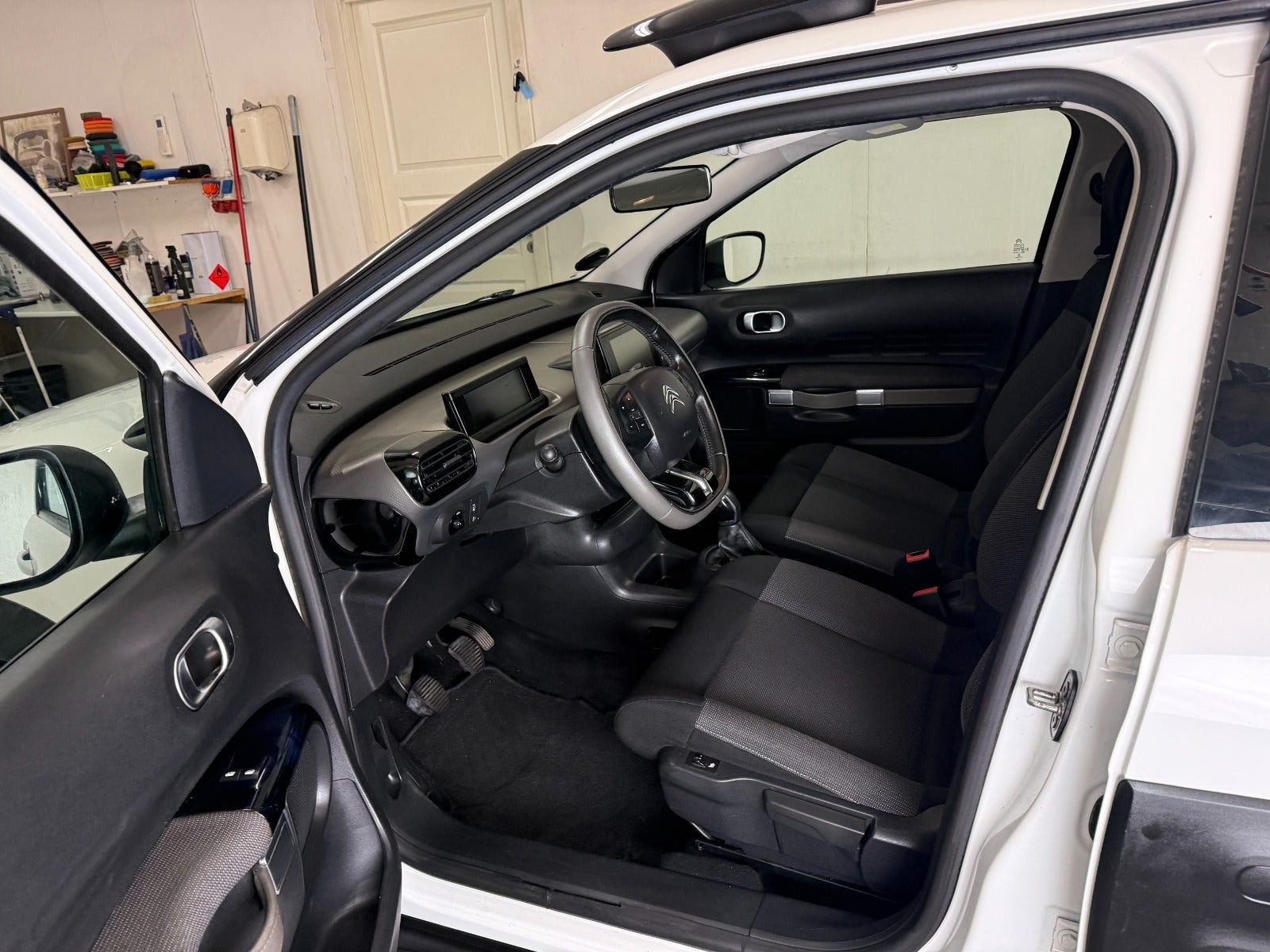 Hvid Citroën C4 Cactus fra 2015