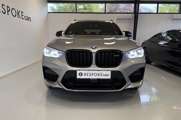 Grå BMW X3 fra 2019