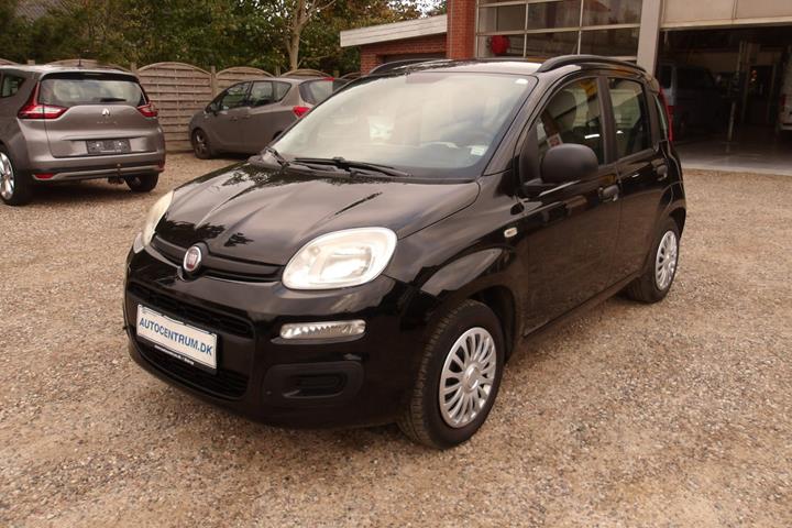 Sort Fiat Panda fra 2012