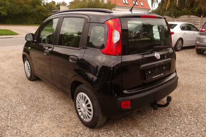 Sort Fiat Panda fra 2012