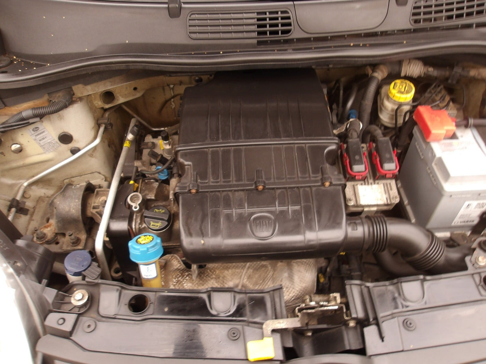 Sort Fiat Panda fra 2012