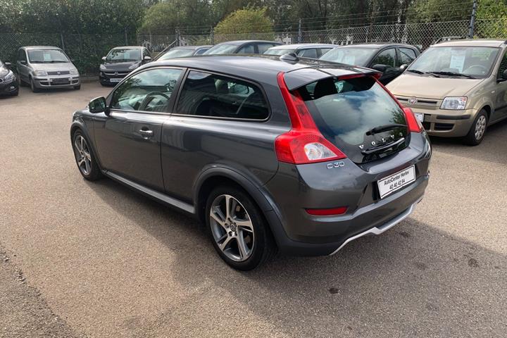 Grå Volvo C30 fra 2013