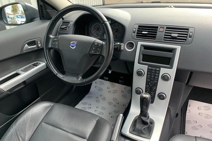 Grå Volvo C30 fra 2013
