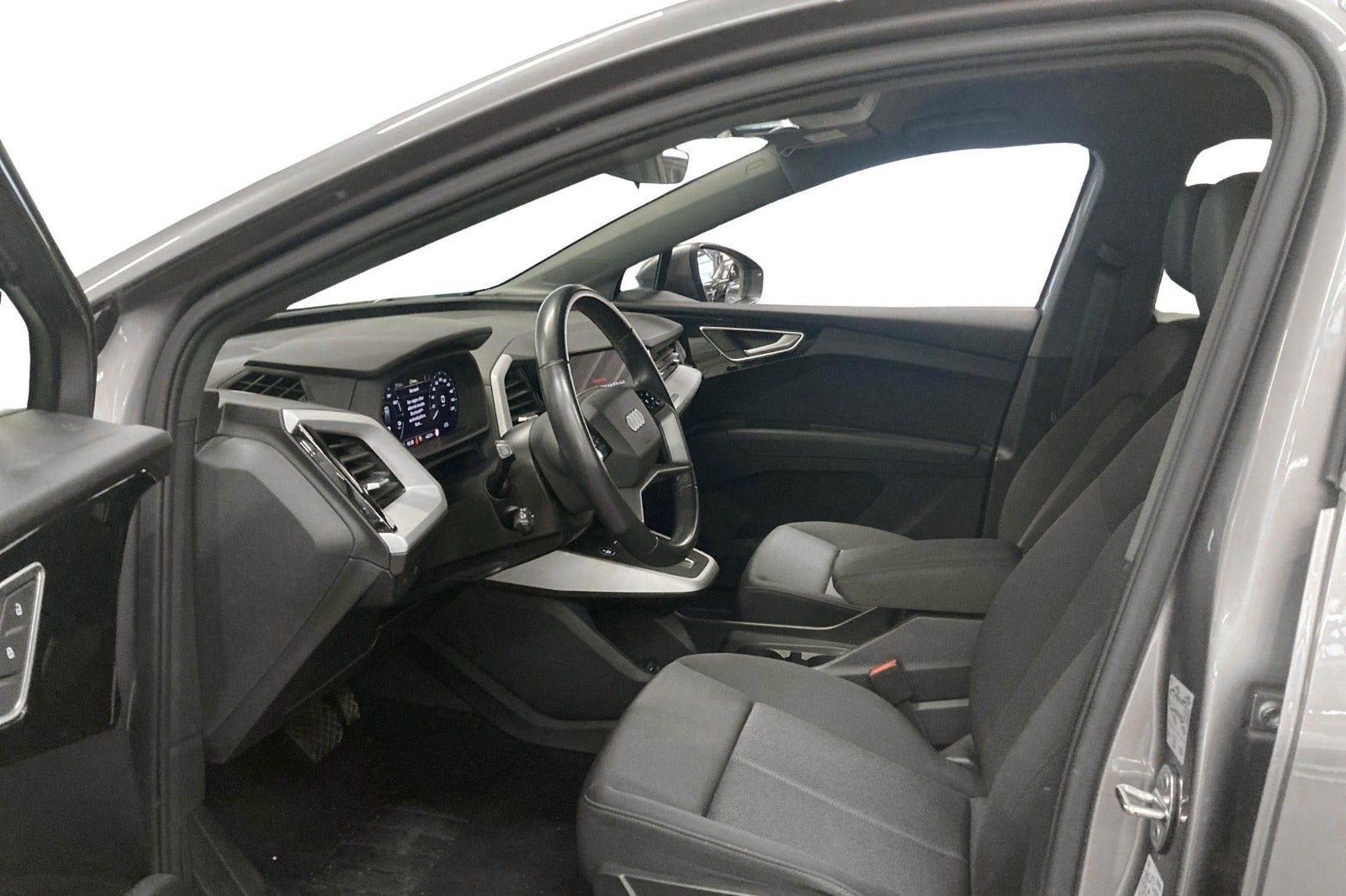 undefined Audi Q4 e-tron fra 2024