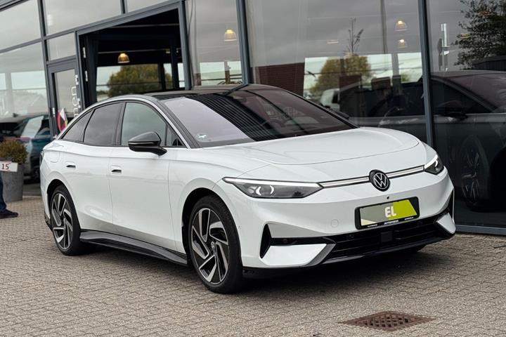 Hvid VW ID.7 fra 2025