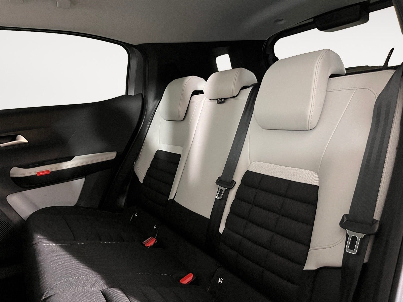 Grå Citroën e-C3 Aircross fra 2026