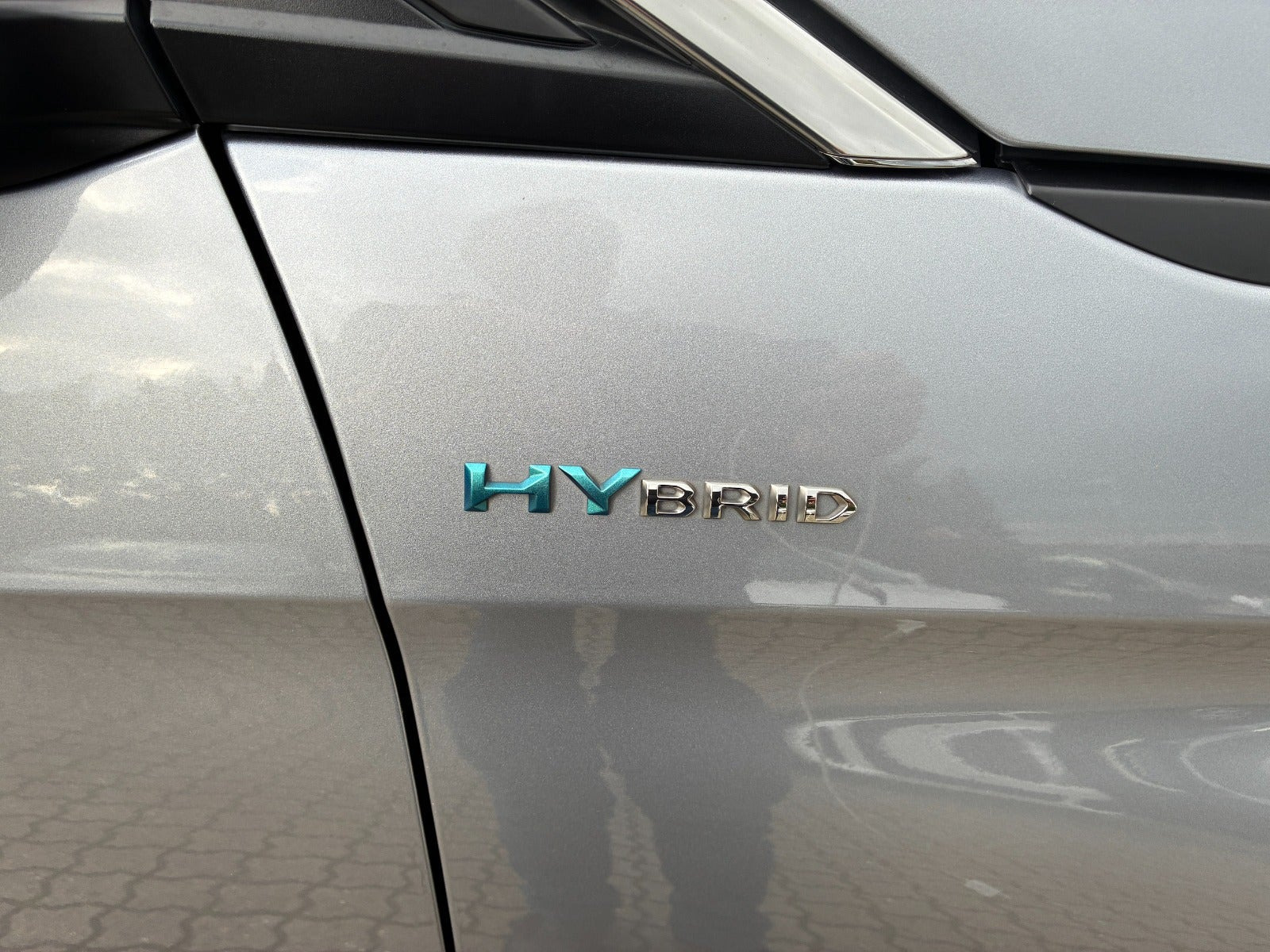 Grå Peugeot 3008 fra 2021