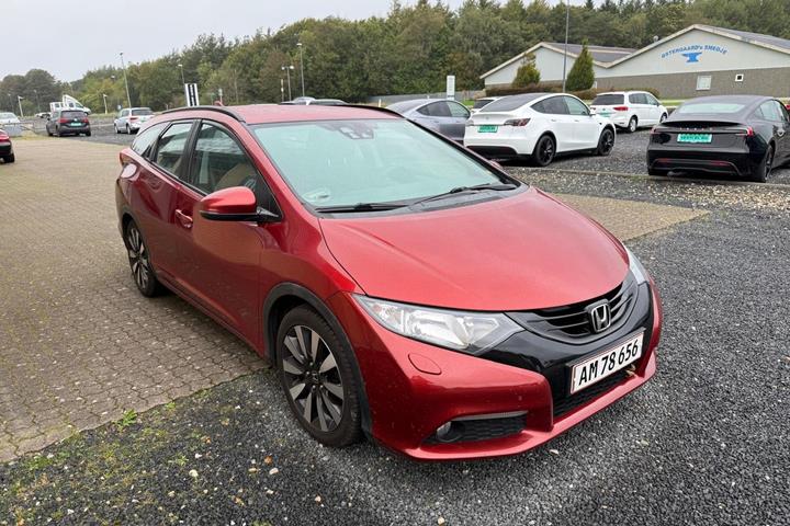 Orange Honda Civic fra 2014