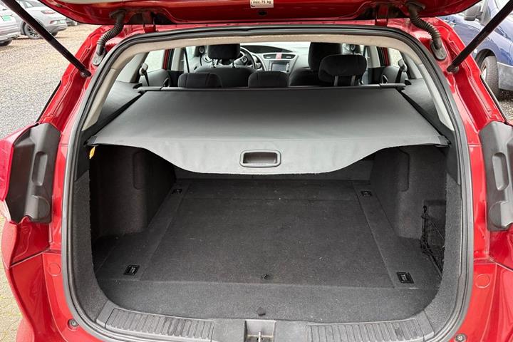 Orange Honda Civic fra 2014