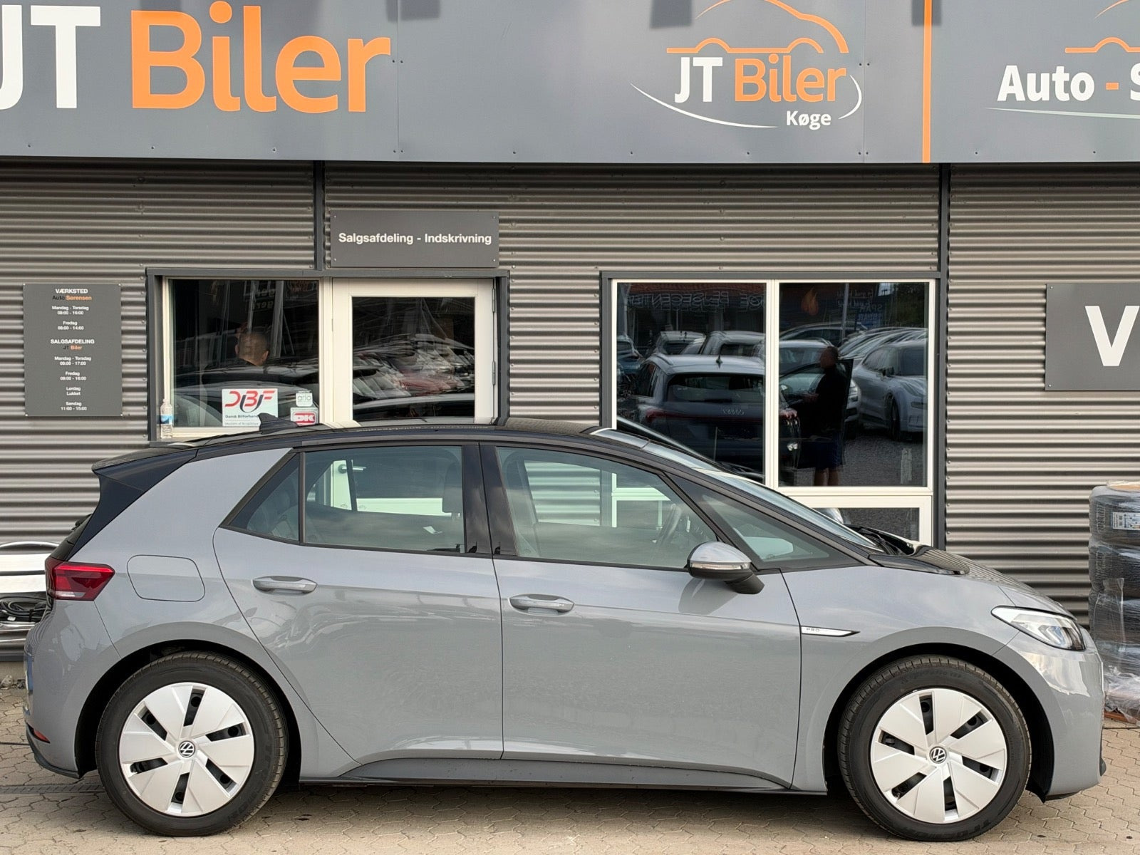 Grå VW ID.3 fra 2023
