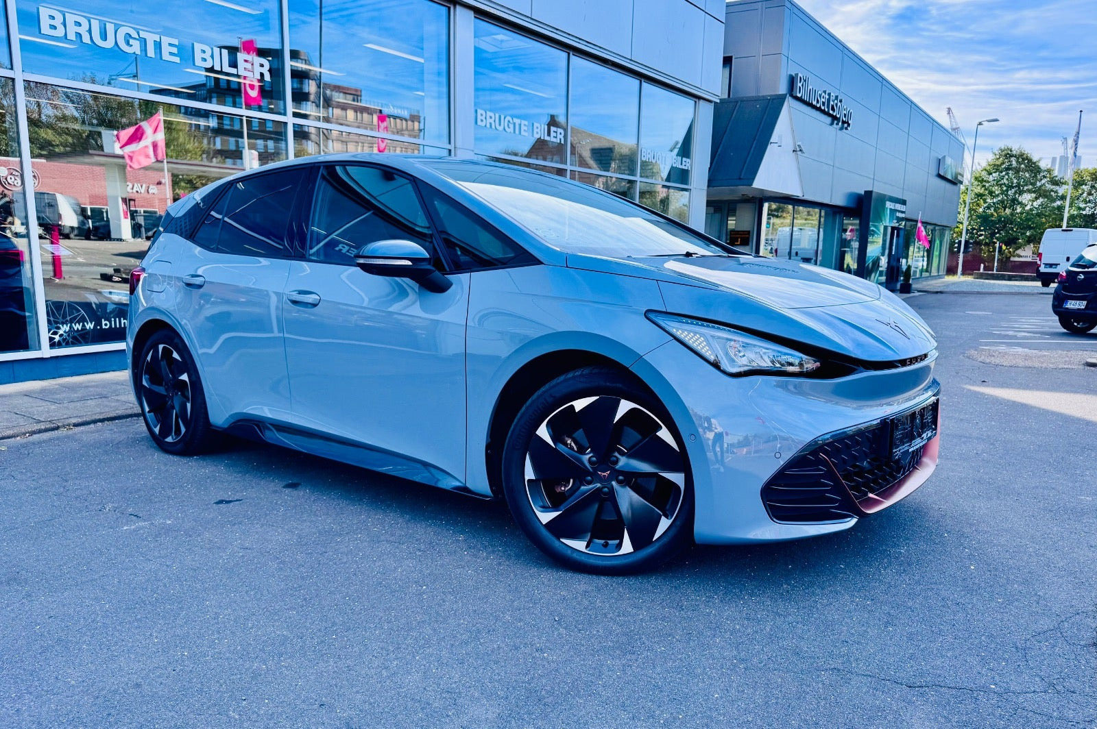 Grå Cupra Born fra 2022
