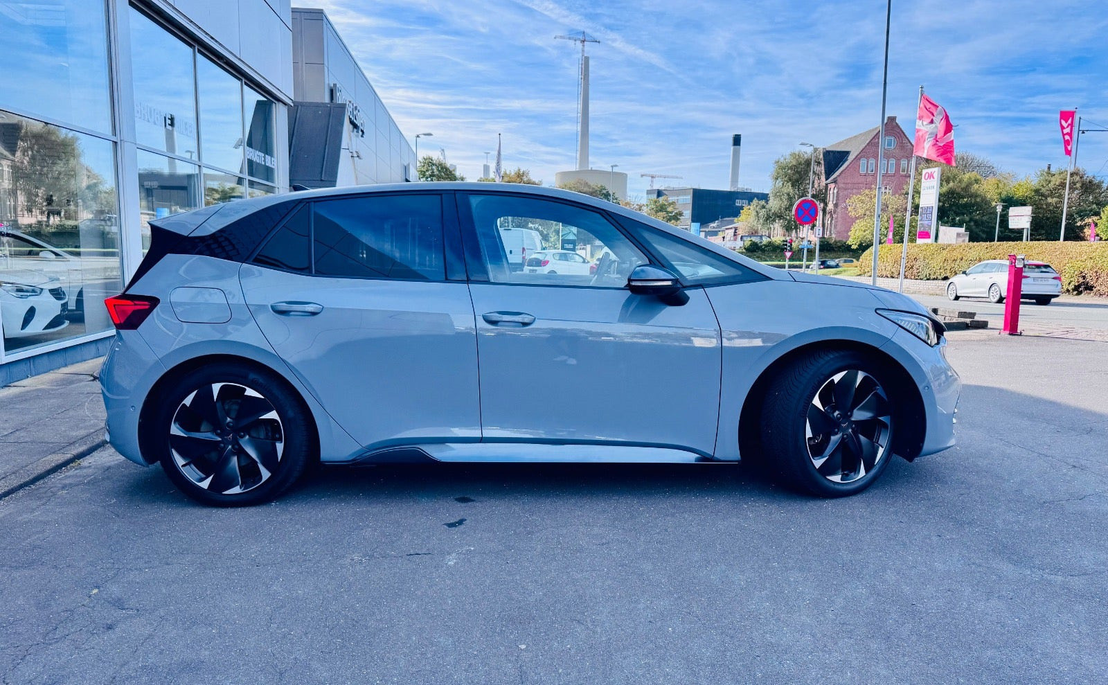 Grå Cupra Born fra 2022
