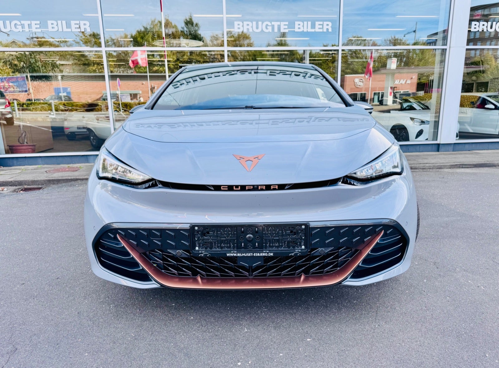 Grå Cupra Born fra 2022