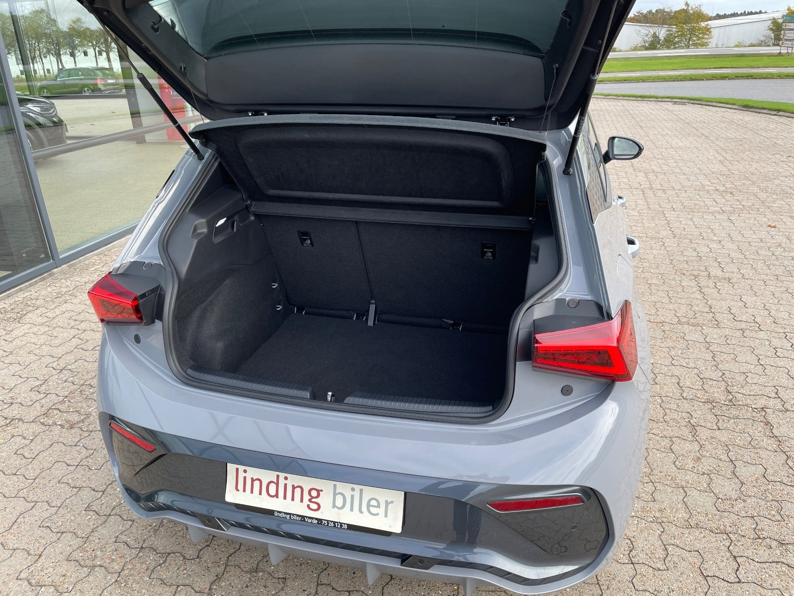 Grå Cupra Born fra 2025