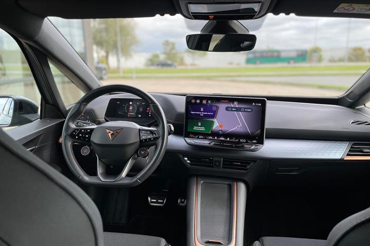 Grå Cupra Born fra 2025