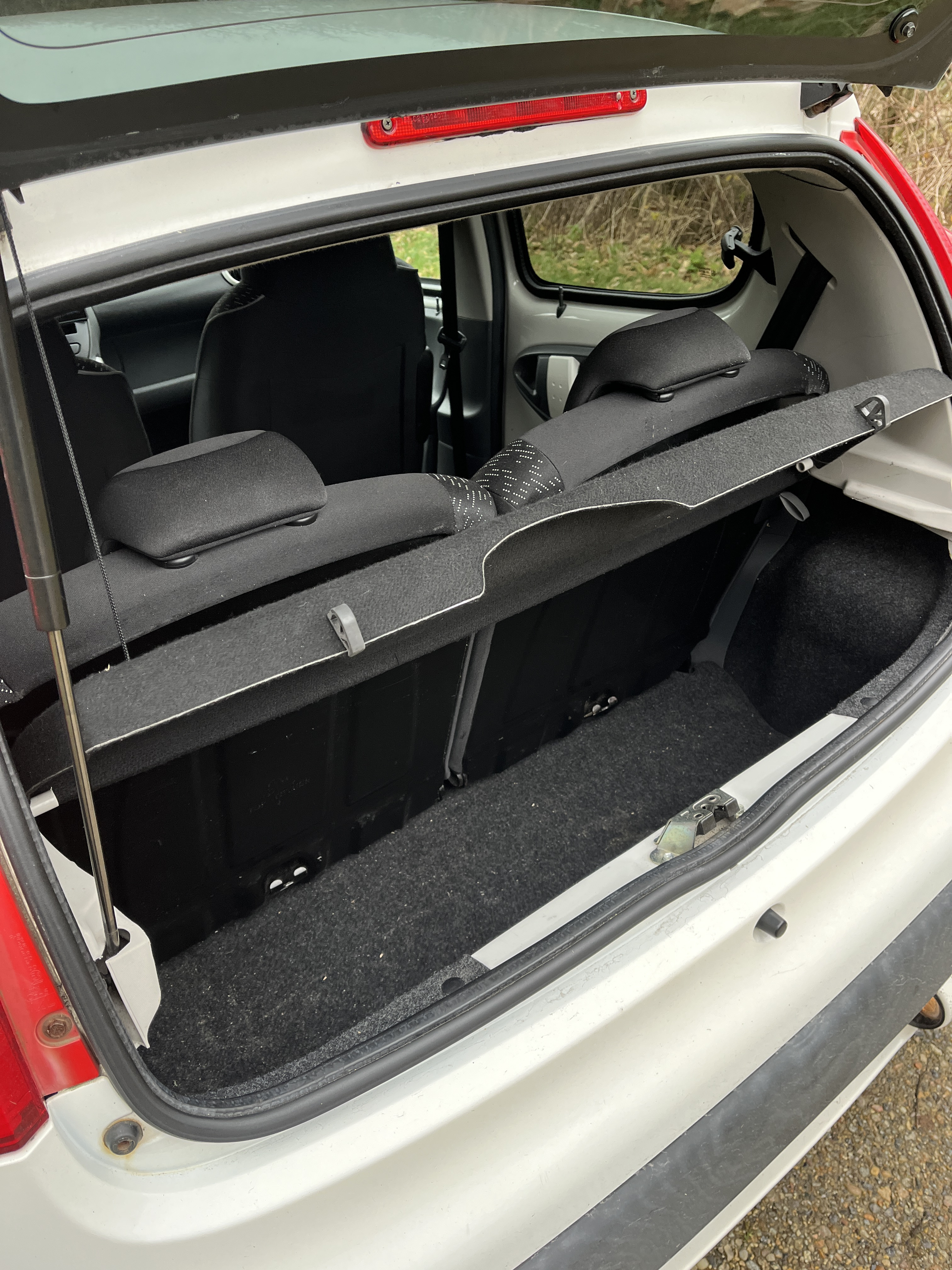 Hvid Peugeot 107 fra 2011