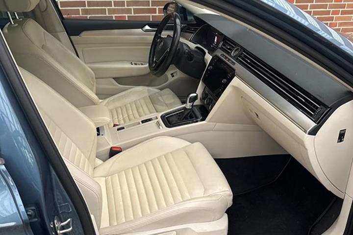 undefined VW Passat fra 2017