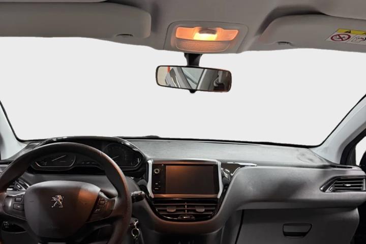 undefined Peugeot 208 fra 2015