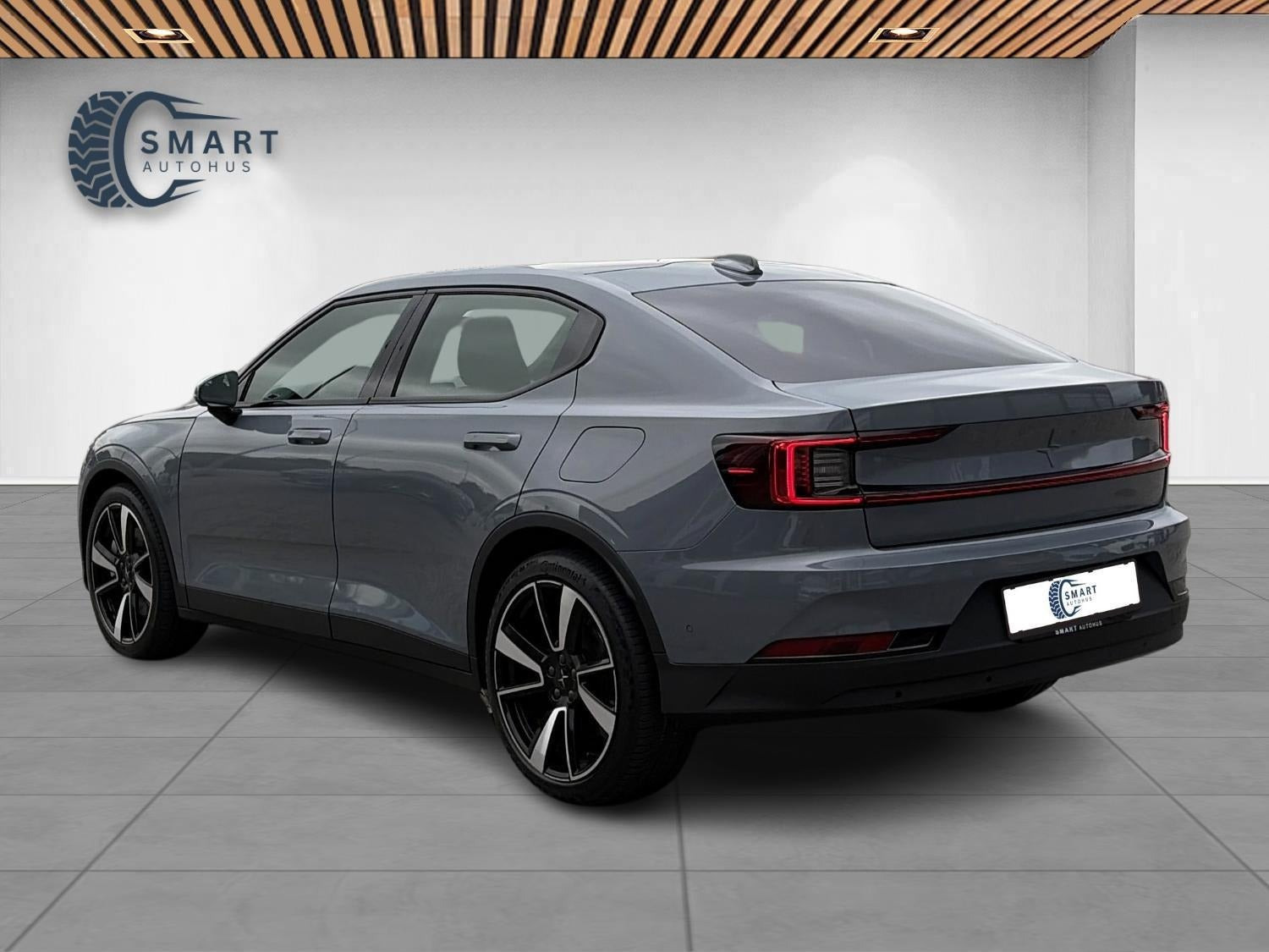Blå Polestar 2 fra 2021