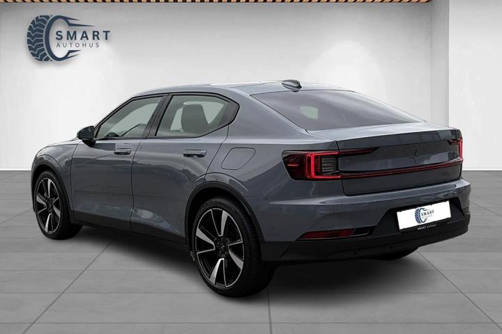 Blå Polestar 2 fra 2021