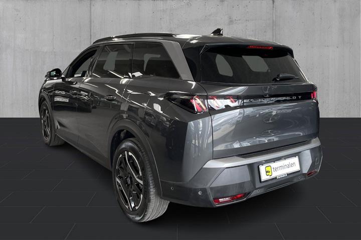 Sort Peugeot e-5008 fra 2025