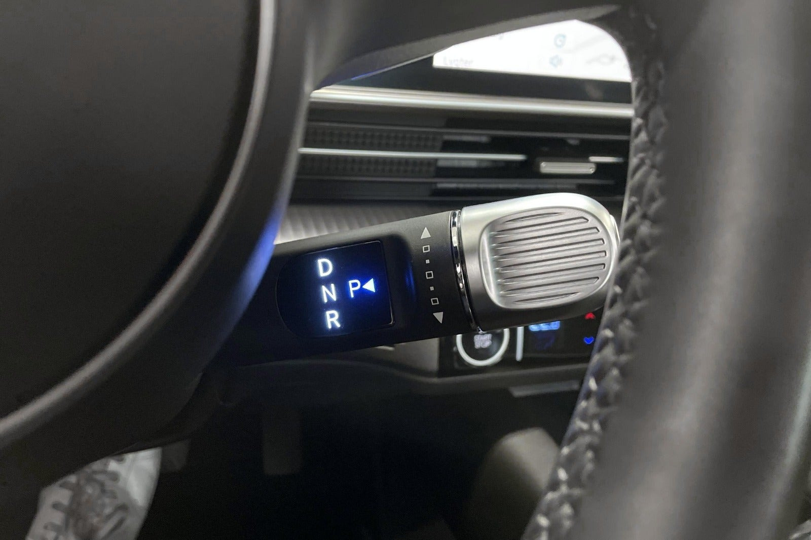 Sølv Hyundai Ioniq 6 fra 2023