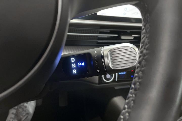 Sølv Hyundai Ioniq 6 fra 2023
