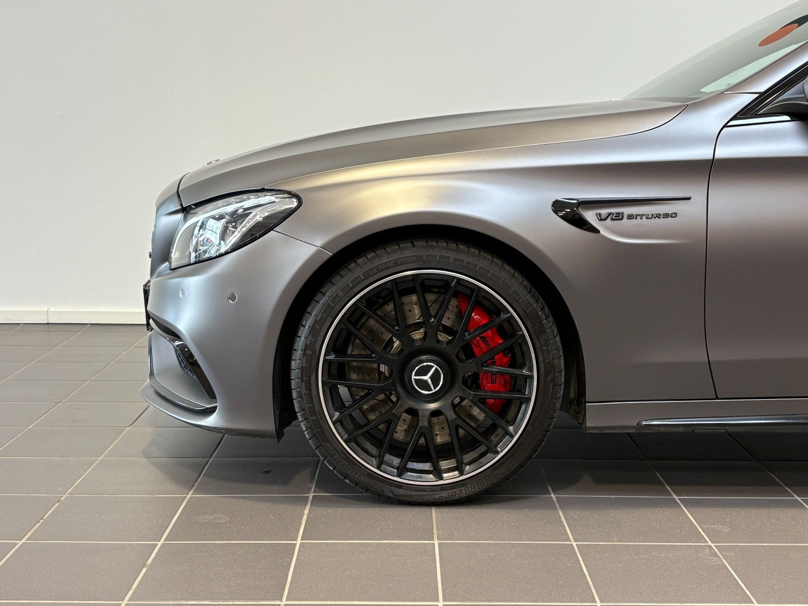Sort Mercedes C63 fra 2016