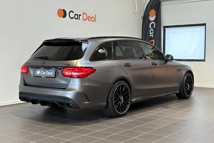 Sort Mercedes C63 fra 2016
