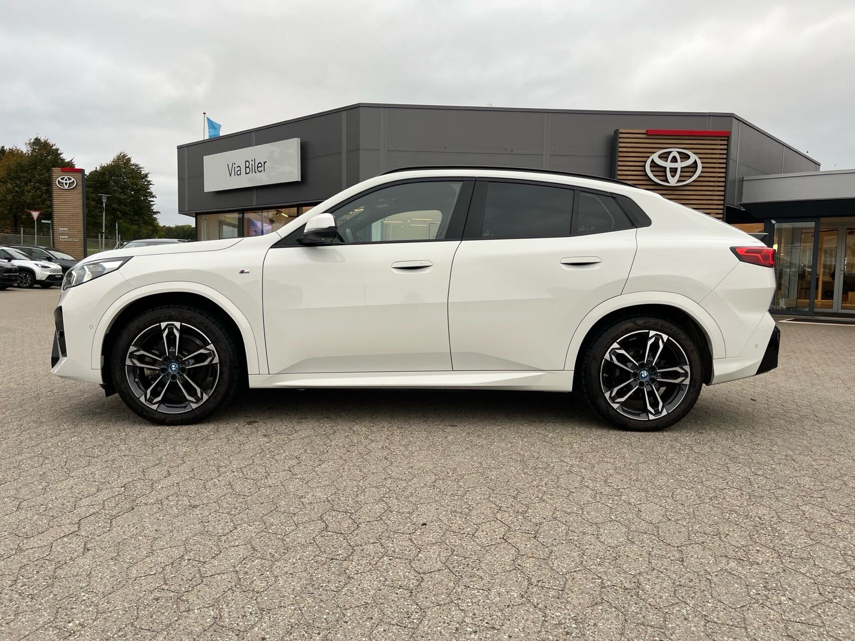 undefined BMW iX2 fra 2024