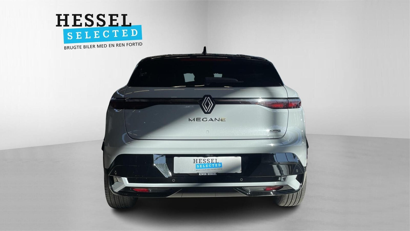 Grå Renault Megane E-Tech fra 2024