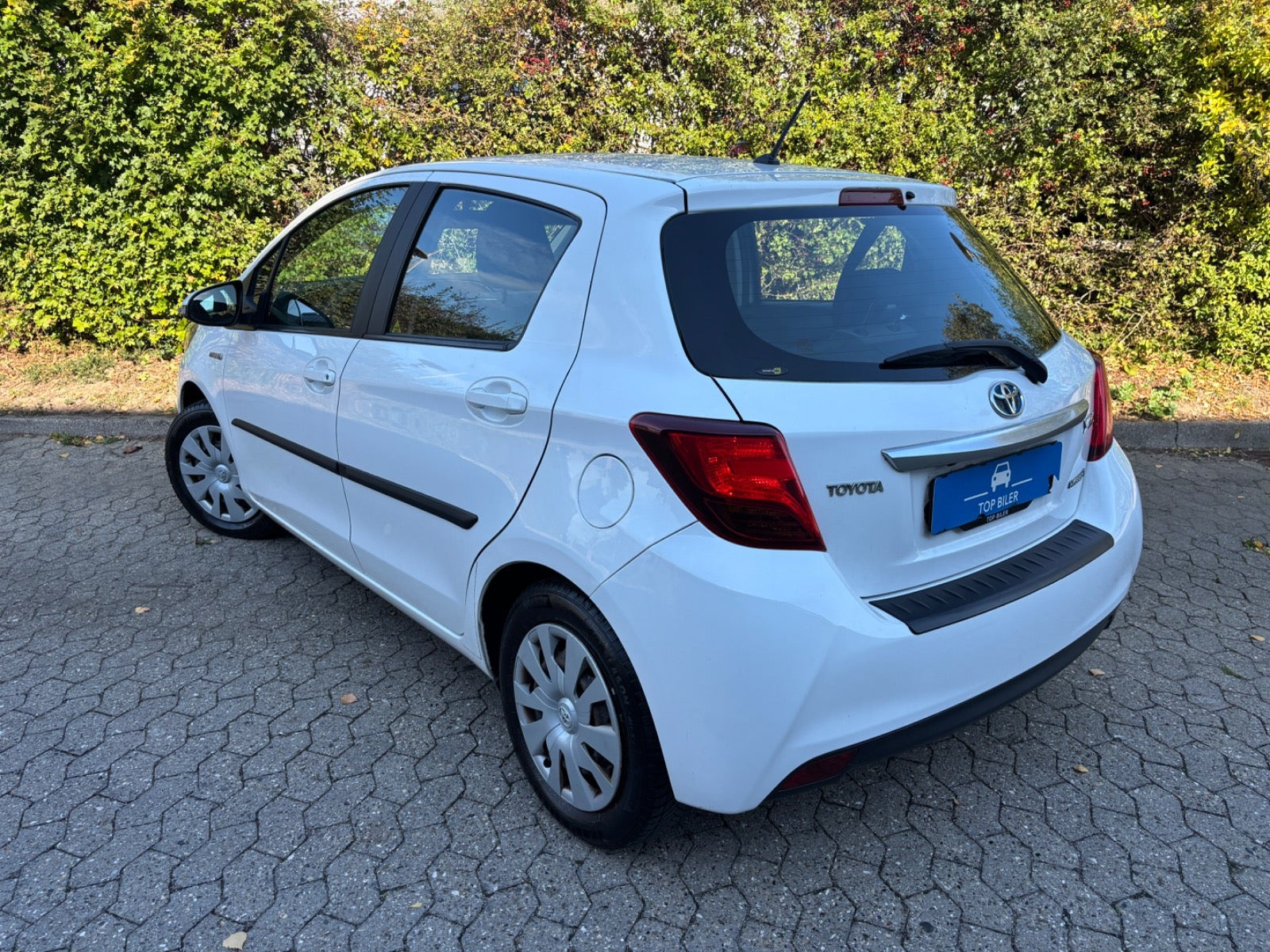 undefined Toyota Yaris fra 2015
