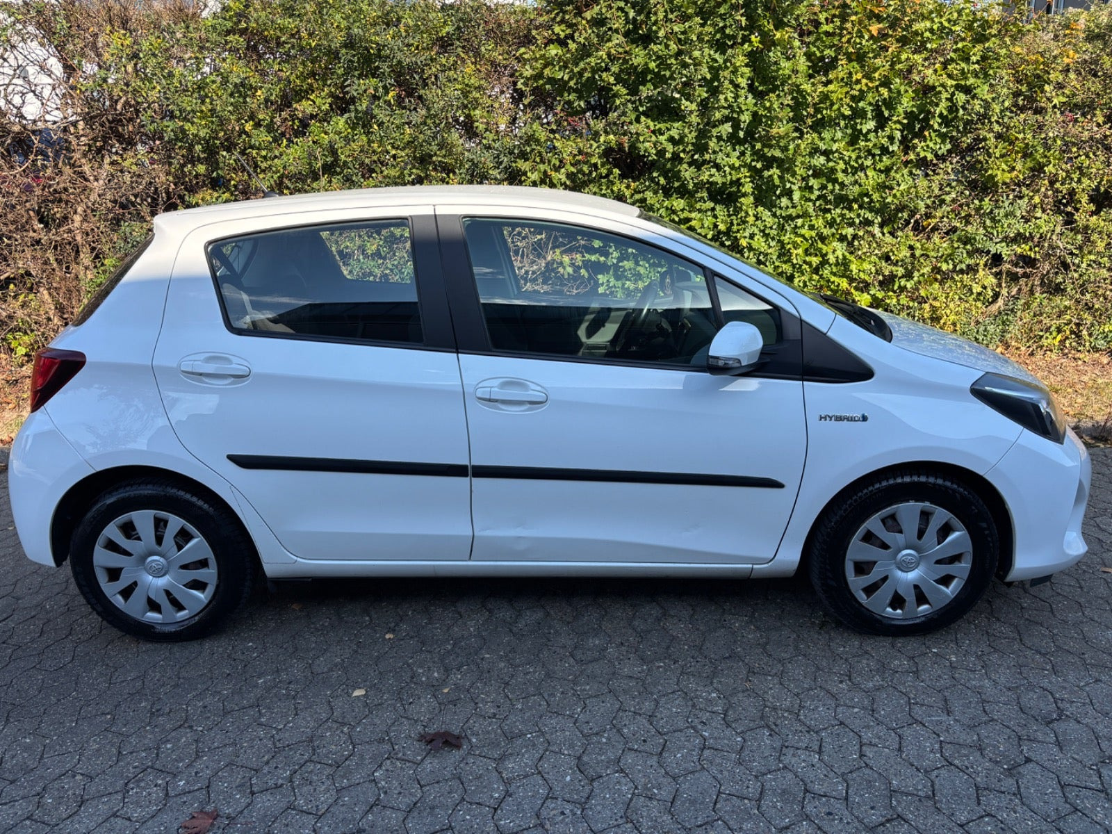 undefined Toyota Yaris fra 2015