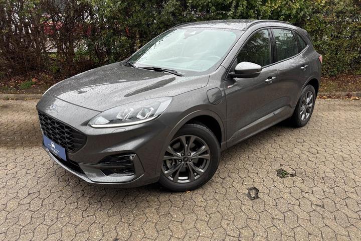 Grøn Ford Kuga fra 2021
