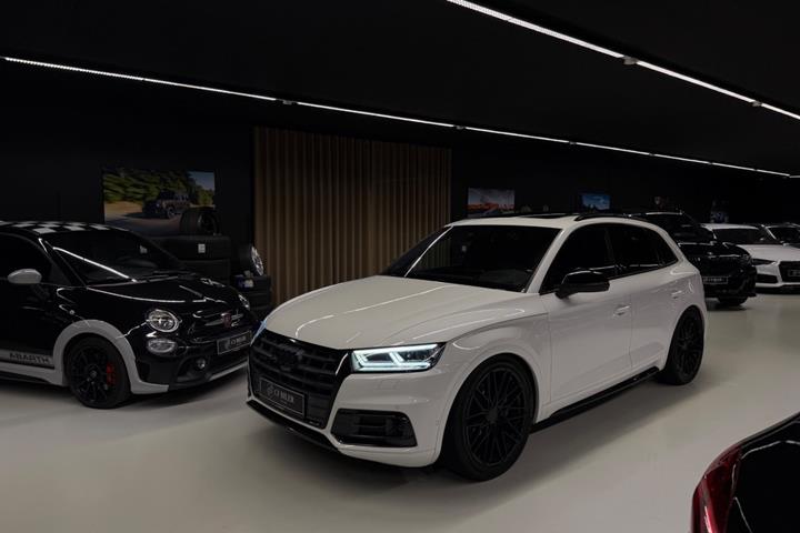 Sort Audi Q5 fra 2017
