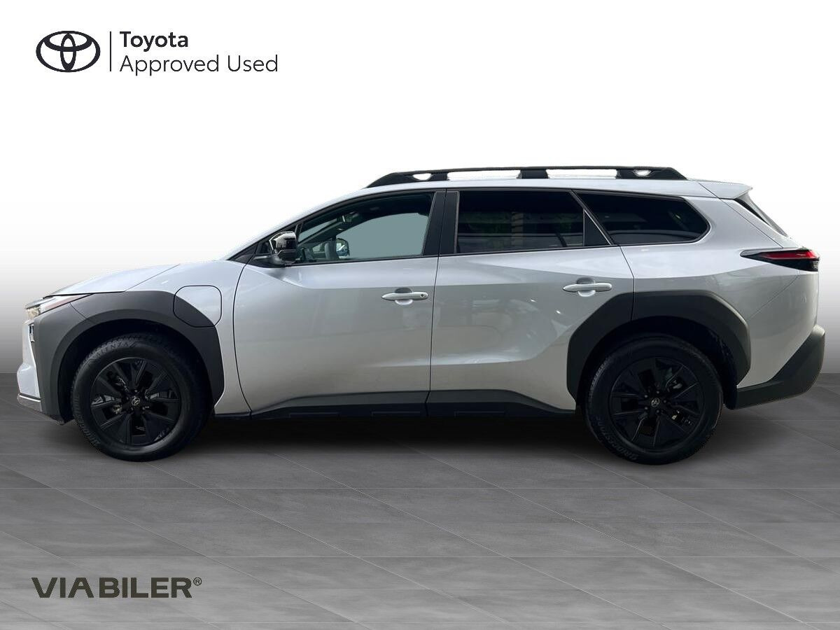 Grå Toyota bZ4X Touring fra 2026
